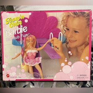 NEW Foam’n Color Barbie Bathtub Fun